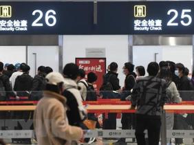 Trung Quốc dừng miễn thị thực quá cảnh cho công dân Hàn Quốc, Nhật Bản