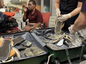 Phát hiện đối tượng người nước ngoài mang 4,2kg cocain nhập cảnh vào sân bay Nội Bài