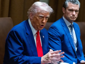 Tổng thống Trump muốn đổi tên Bộ Quốc phòng