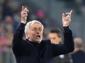 Bóng đá châu Âu lại sôi động vì Mourinho
