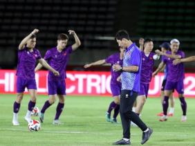Đội tuyển Việt Nam: HLV Kim Sang-sik dùng 'tổ 2' vẫn thắng Lào?