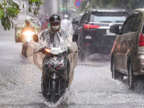 Bắc Bộ có mưa rào và dông, cảnh báo khả năng lốc, sét, mưa đá