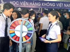 Học viện Hàng không Việt Nam thông báo tuyển sinh, học phí năm học 2024 ra sao?