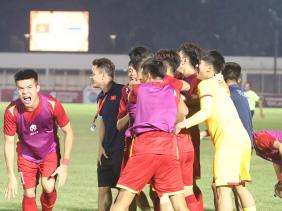 U19 Việt Nam vào bán kết giải Đông Nam Á: Hú vía và đáng tiếc
