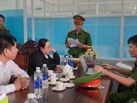 Bắt 4 cán bộ Trung tâm đăng kiểm ở Phú Yên do nhận hối lộ