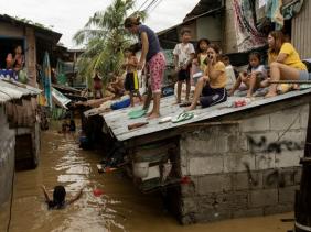 Philippines ra cảnh báo mới sau cơn thịnh nộ của bão Noru