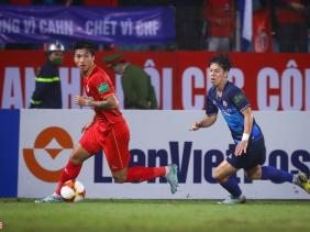 Cầu thủ Việt kiều không may gặp Văn Hậu ngày ra mắt V.League
