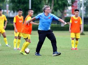 Từng 3 năm làm việc ở Việt Nam, HLV Troussier để lại dấu ấn gì?