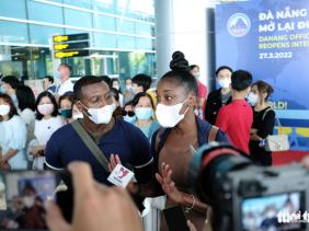 Những du khách quốc tế đầu tiên đã trở lại Đà Nẵng qua đường hàng không