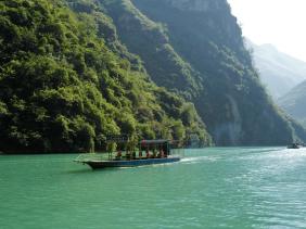 Vụ dừng tàu du lịch sông Nho Quế ở Hà Giang: Sẽ đưa bến thuyền trở lại làm việc trong thời gian sớm nhất