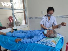 Gia Lai tìm giải pháp tháo gỡ tình trạng nợ lương, thiếu vật tư của ngành y tế 