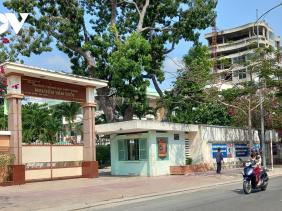 Khánh Hòa: 12 học sinh ngộ độc thực phẩm do ăn thức ăn mua trước cổng trường