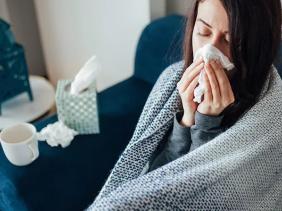Bác sĩ chỉ ra 2 sai lầm của người dân khi mắc cúm
