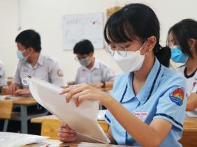 Vì sao một nửa thí sinh điểm dưới 5 môn Toán, Tiếng Anh?