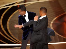 trao giải Oscar 94: Will Smith 'tát' Chris Rock rồi quay lại sân khấu nhận tượng vàng