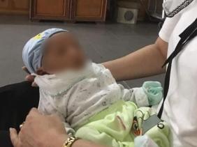 Vụ bé trai sơ sinh bị bỏ rơi trước cổng chợ ở Hải Dương: Trích xuất camera thấy gì?