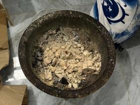 Vụ mẹ tá hỏa phát hiện con tử vong trong phòng: Hiện trường có gì?