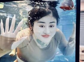 Vụ Ngân “Baby” bị tạm giữ vì phá ô tô, trụ ATM: "Hotgirl mạng" tai tiếng ra sao?