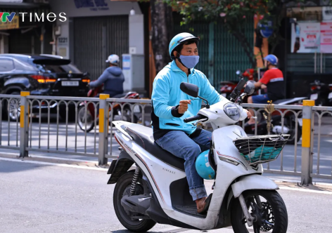 Tây Bắc Bộ và Trung Bộ nắng nóng gay gắt, Nam Bộ có mưa dông