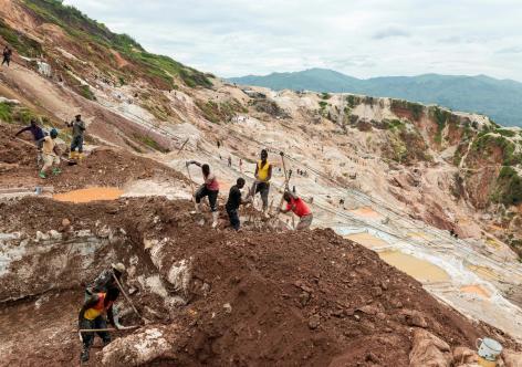 Hơn 200 người thiệt mạng trong thảm họa sập hầm mỏ ở CHDC Congo