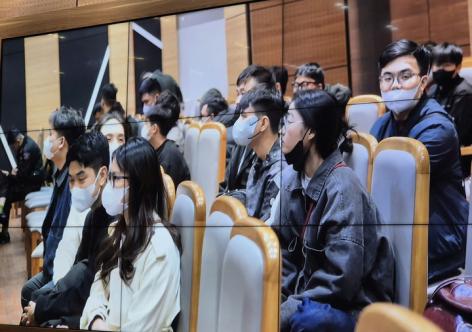 Bí mật công ty đứng sau hệ thống Xôi Lạc TV