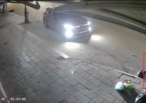 Chủ Nhật, 15/03/2026, 16:23 (GMT+7) Truy tìm lái xe tông gãy chân người phụ nữ trên vỉa hè rồi bỏ chạy ở Hải Phòng