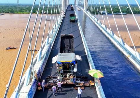 Đẩy nhanh tiến độ các dự án trọng điểm