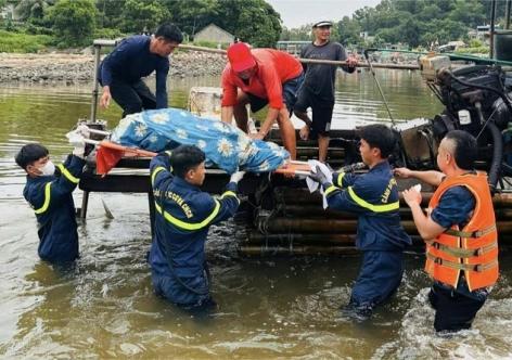 Đau xót: Tìm thấy thi thể bé trai 6 tuổi mất tích nhiều ngày ở biển Sầm Sơn