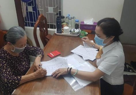 Người từ 80 tuổi trở lên có thể nhận lương hưu, trợ cấp BHXH tại nhà