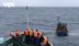  Cảnh sát biển cứu nạn tàu cá Nghệ An trôi dạt trên biển