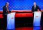 Ông Biden ra sức trấn an cử tri, ông Trump ra thách thức mới