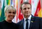Tổng thống Pháp Macron lên tiếng bảo vệ phu nhân trước bão tin giả