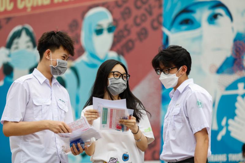 Thí sinh dự thi tốt nghiệp THPT tại TP HCM năm 2021. Ảnh: Hữu Khoa