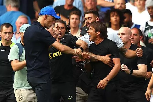 HLV Thomas Tuchel tiết lộ lý do suýt ẩu đả với Antonio Conte - Ảnh 5. HLV Thomas Tuchel tiết lộ lý do suýt ẩu đả với Antonio Conte - Ảnh 5.