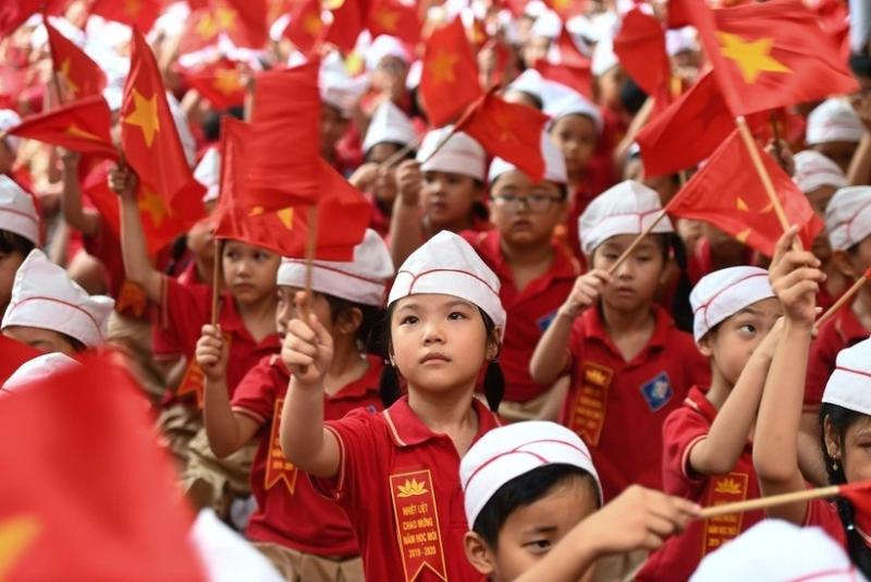 Sáng nay (5/9), gần 30 triệu học sinh, sinh viên tham gia lễ khai giảng đặc biệt. Ảnh: ZNews