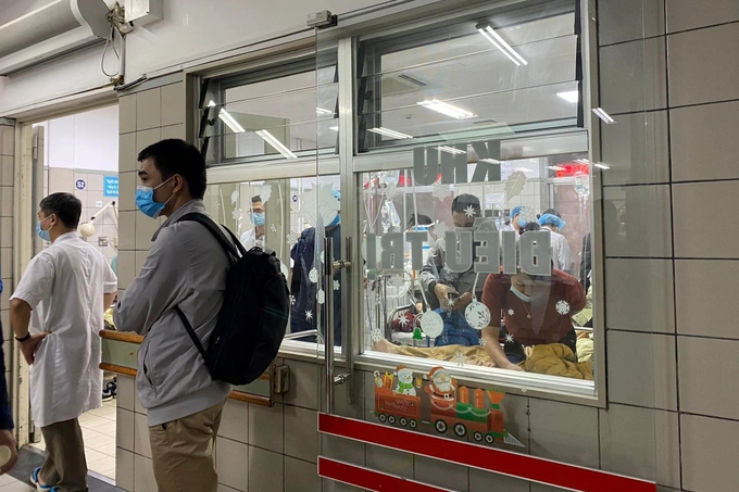 vu hoc sinh ha noi nghi ngo doc sau chuyen da ngoai thuc don co gi dspl