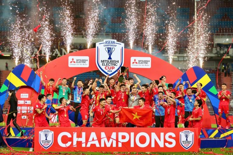 Đội tuyển Việt Nam lập hàng loạt kỷ lục sau khi giành chức vô địch AFF Cup 2024. Ảnh: Thanh Niên