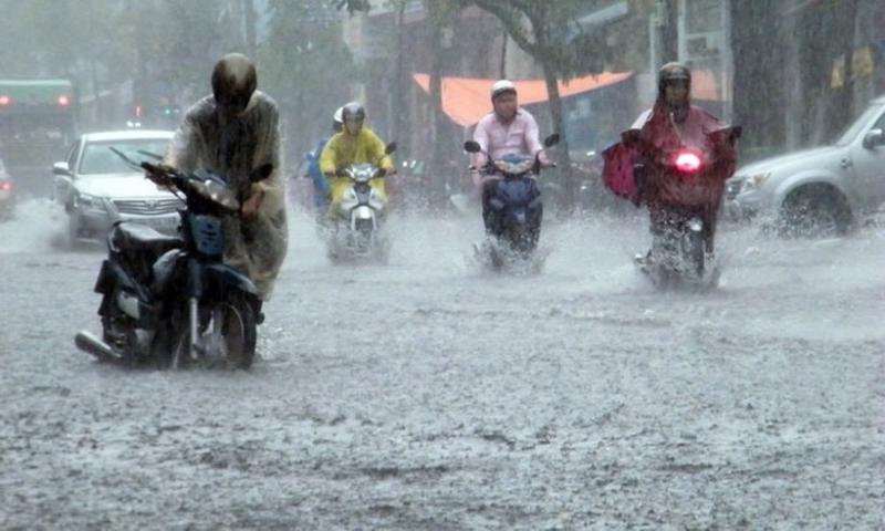 Dự báo chiều nay (28/5), ở khu vực Bắc Bộ có mưa vừa, mưa to và dông, cục bộ có nơi mưa rất to với lượng mưa phổ biến từ 40-100mm, cục bộ có nơi trên 200mm.