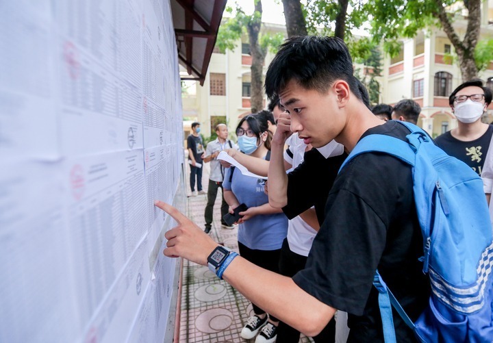 Giáo viên đánh giá, đề thi tham khảo môn Vật lý không nặng về tính toán nhưng khó cho học sinh. Ảnh minh họa