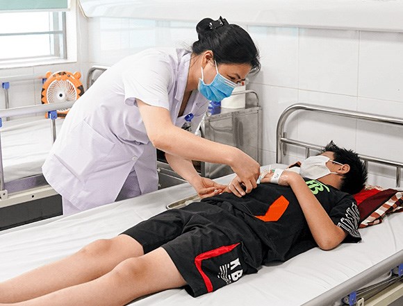 Sức khoẻ - Làm đẹp - Gia tăng bệnh nhân sốt xuất huyết chuyển nặng, có dấu hiệu phá vỡ quy luật