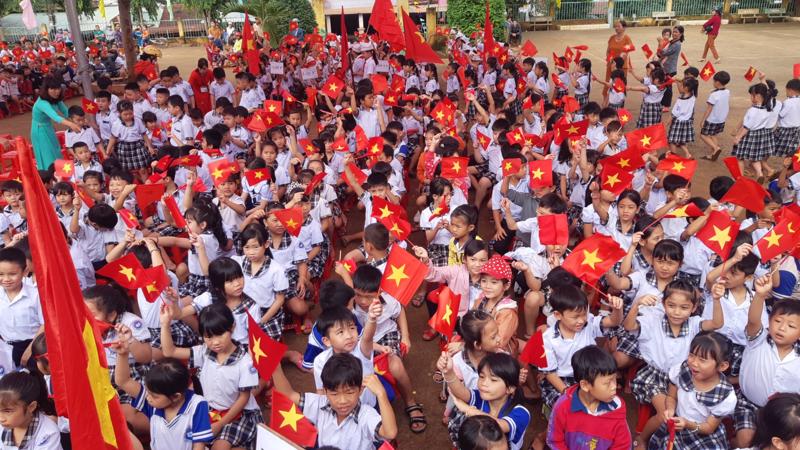 bo gd dt yeu cau cong khai cac khoan thu chi dau nam hoc