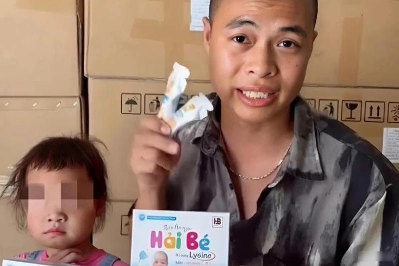 Lê Văn Hải quảng cáo "siro ăn ngon Hải Bé" trên nền tảng mạng xã hội.