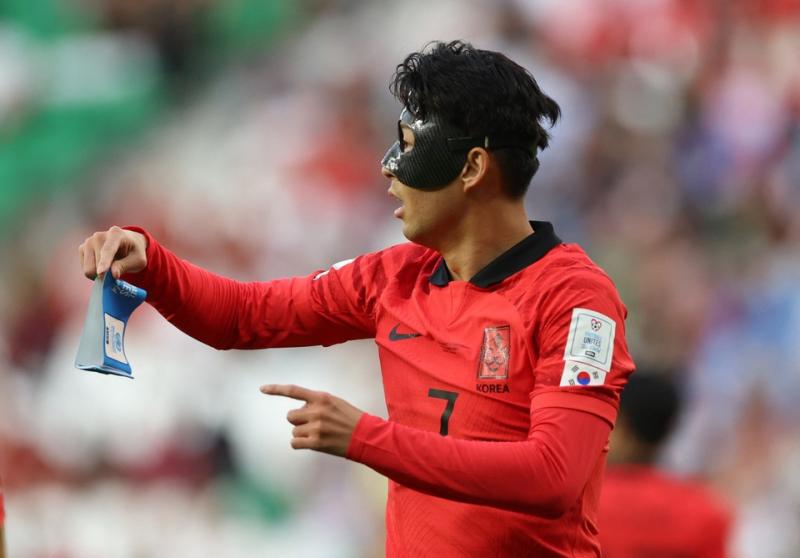 world cup 2022 vi sao fifa quyet dinh lam lai bang doi truong