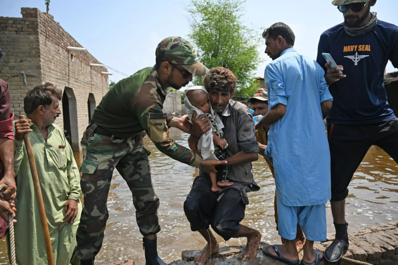 bi lu lut tan pha pakistan doi mat voi khung hoang luong thuc1