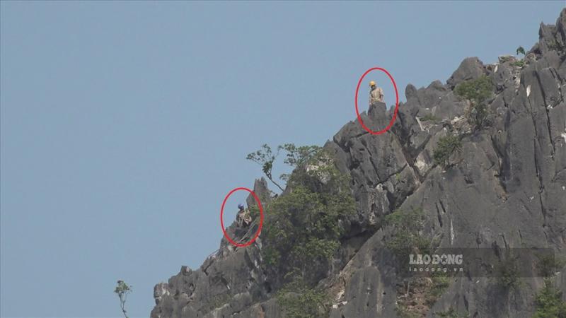 Đời phu đá “đu mình” trên những vách núi cheo leo