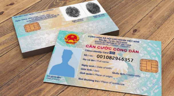 can cuoc cong dan gan chip co chuc nang dinh vi theo doi khong 