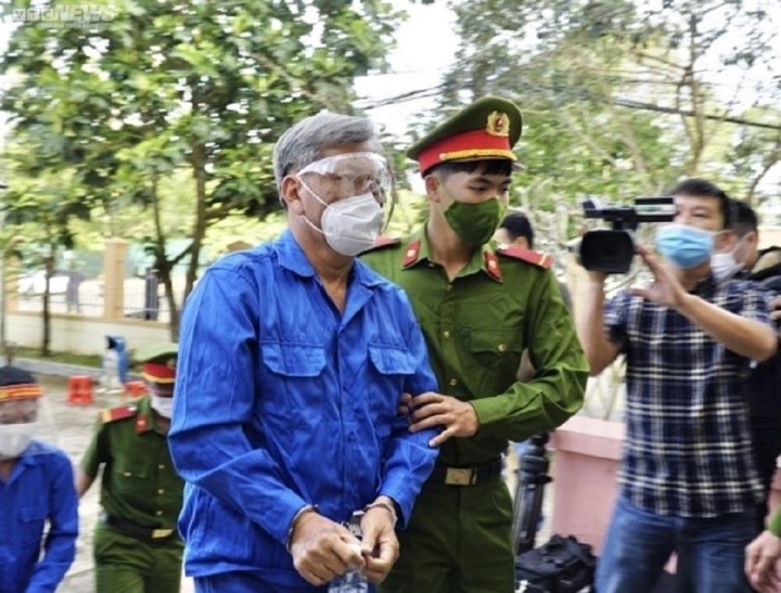 xu phuc tham duong day xang gia cua trinh suong ong trum cung 38 bi cao hau toa