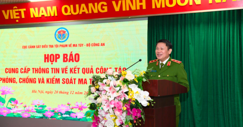 Trung tướng Nguyễn Văn Viện chia sẻ tại buổi họp báo.