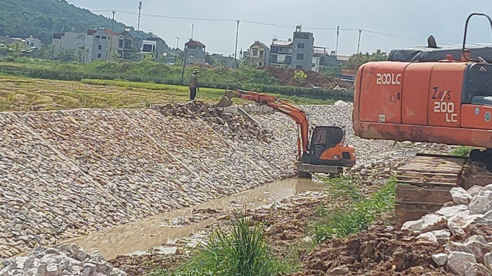 Nhà thầu bị tố thi công ẩu, “mượn” hồ sơ để trúng thầu dự án trăm tỷ 1