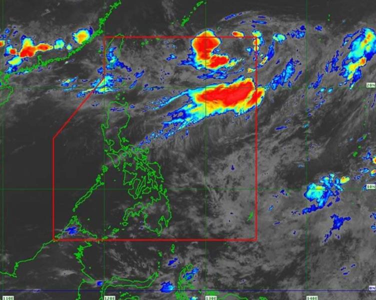 Ngày 1.8, PAGASA đang theo dõi 2 áp thấp gần Philippines. Ảnh: PAGASA